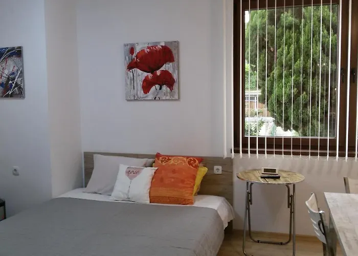 Lägenhet парк юлия