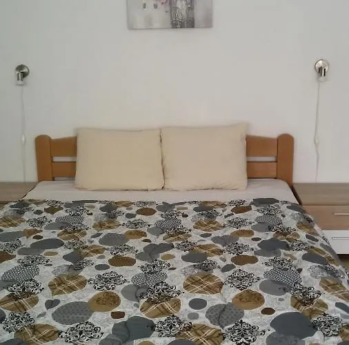 парк юлия * Sandanski